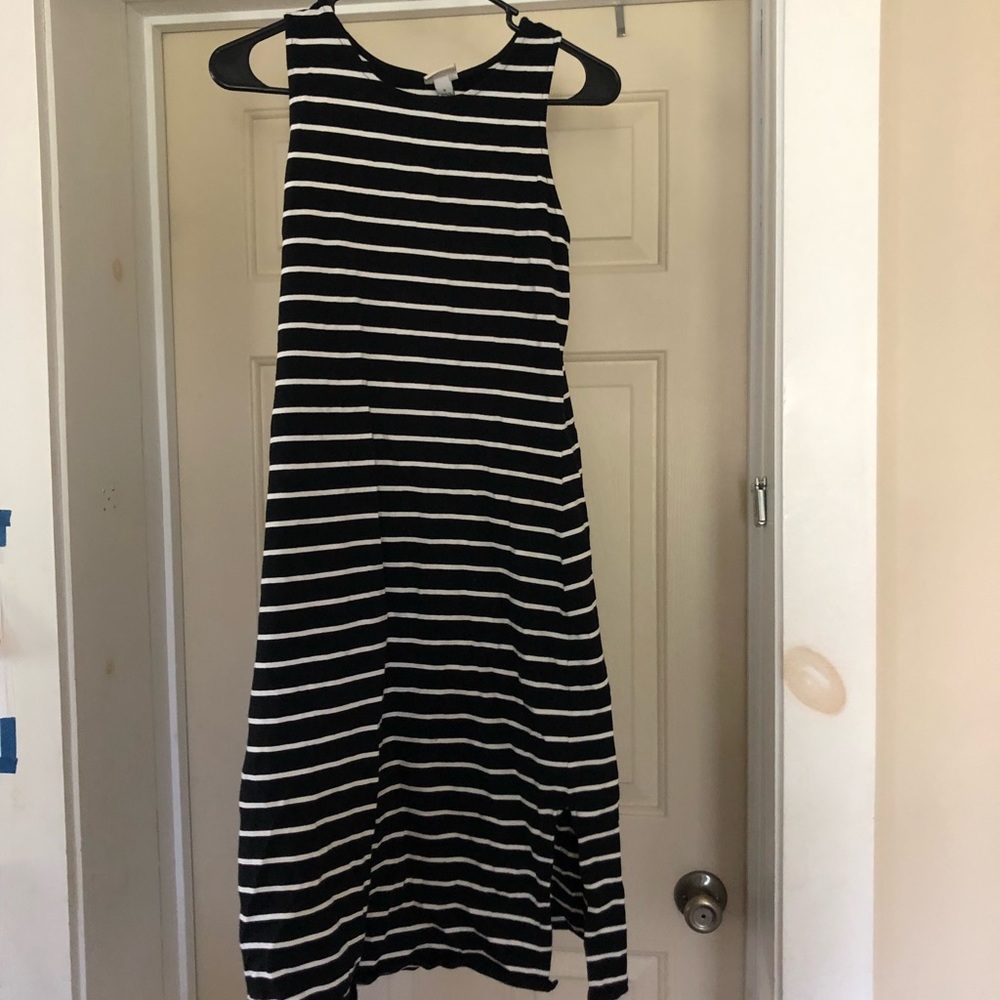 Striped dress, great beach cover